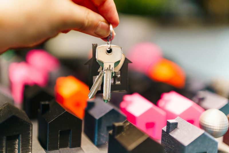 Blog 6 Tune Into Homeownership: How the Upcoming Kentucky Derby Can Teach First-Time Buyers About Racing to the Finish Line