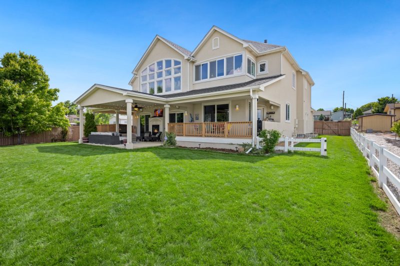 Bozeman, Montana Branch 23 Beautiful twostory suburban house with a large green lawn an 1783443846
